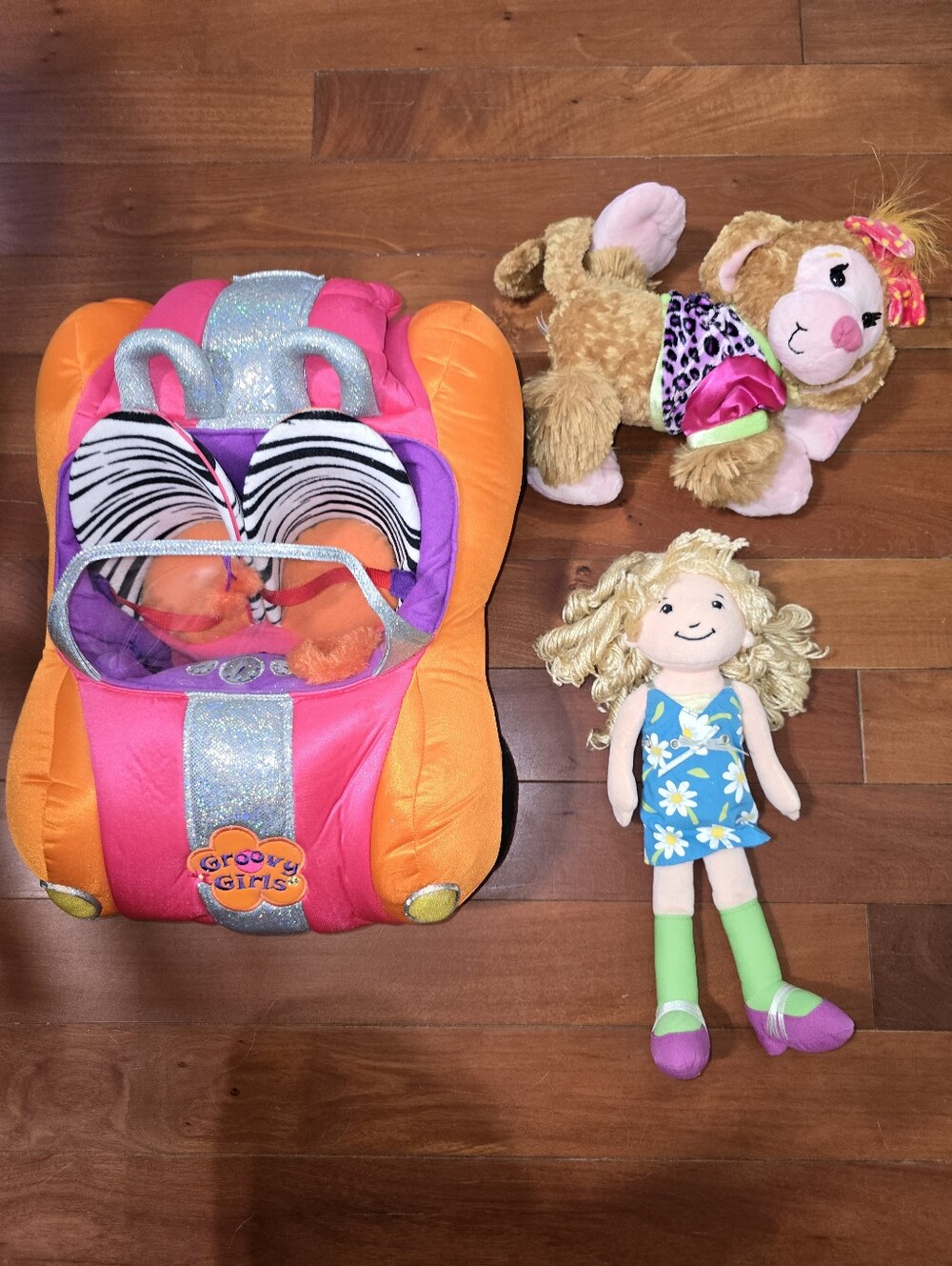 Groovy Girls Plush Toy Car, Doll, And Monkey
